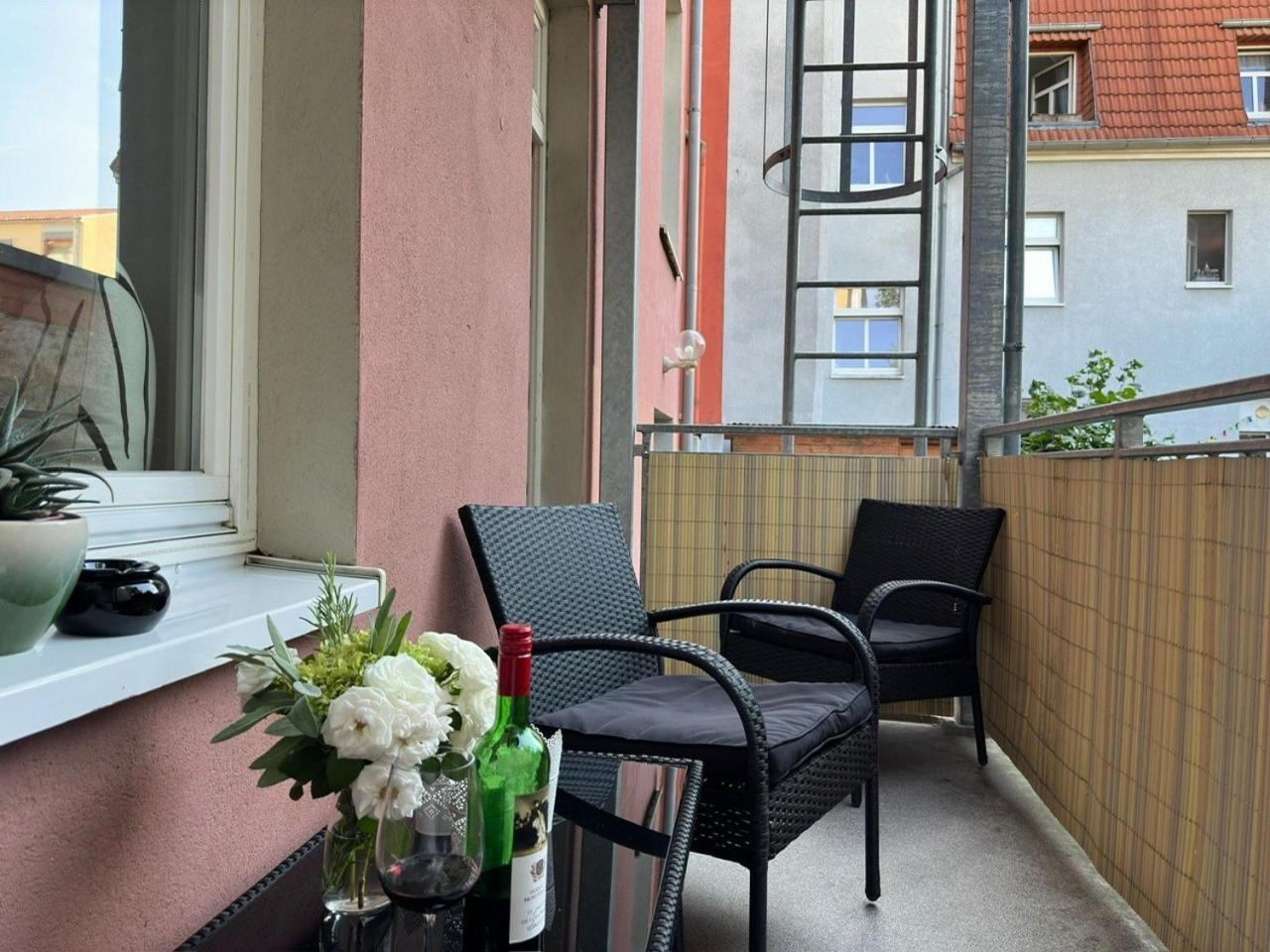 Appartement "Stadtgefluester" Im Zentrum, Inkl Stellplatz, 2 Betten, Babybett, Balkon, Gratis Kaffee Und Tee, Wlan Bautzen Luaran gambar