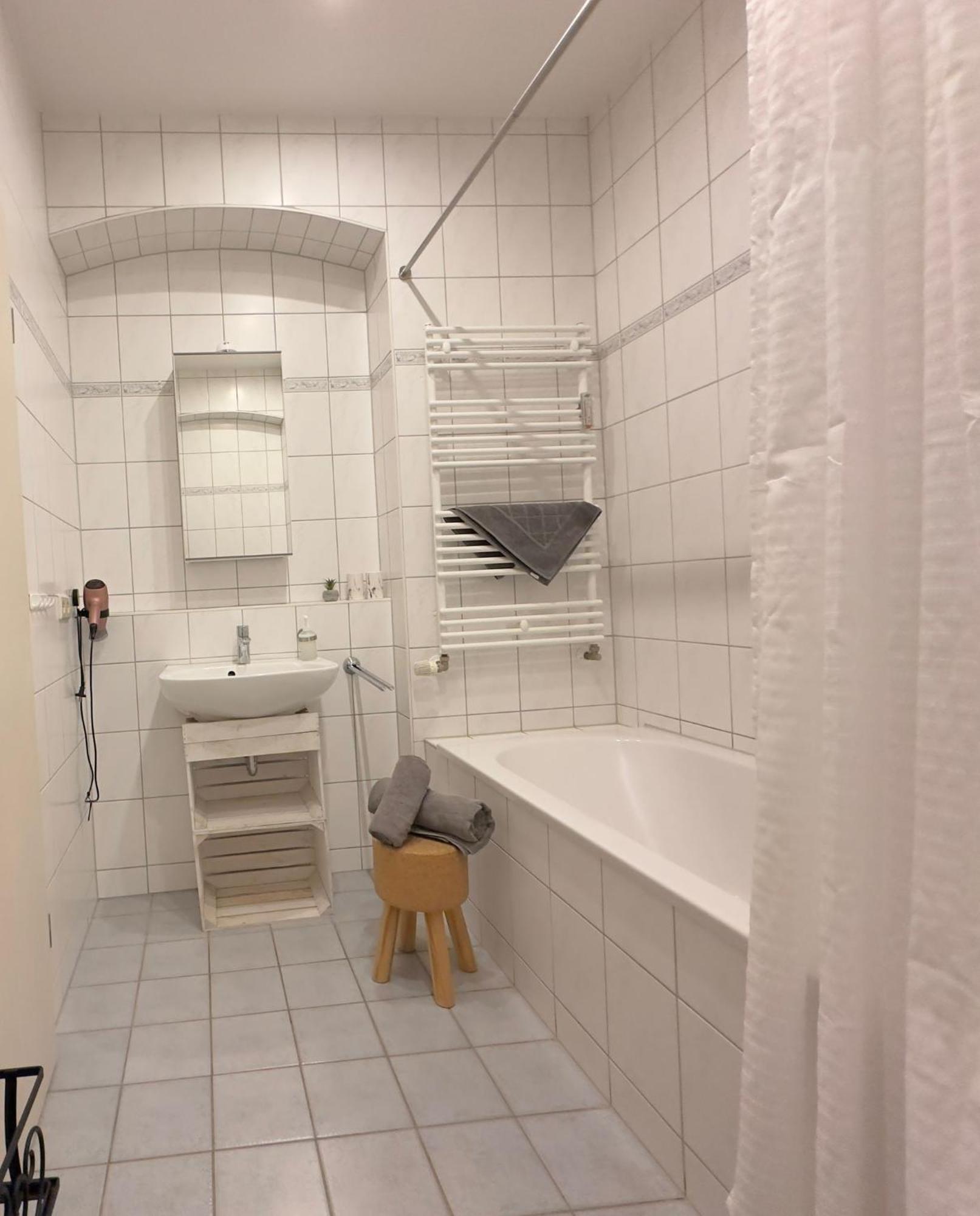 Appartement "Stadtgefluester" Im Zentrum, Inkl Stellplatz, 2 Betten, Babybett, Balkon, Gratis Kaffee Und Tee, Wlan Bautzen Luaran gambar